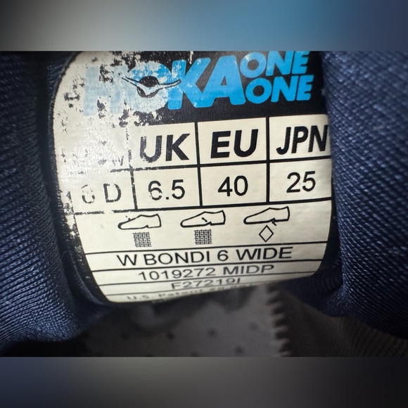 Hoka women’s Bondi 6‎ Wide Size 8D - Picture 4 of 9